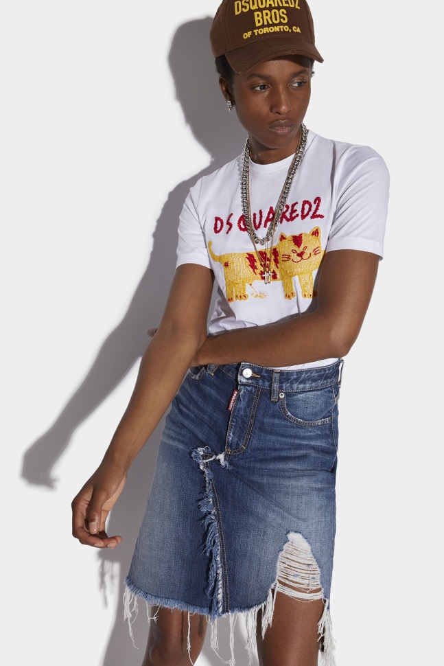 dsquared2_iconic_d2_tiger_renny_t_shirt.jpg Dsquared2 Iconic D2 Tiger Renny T-Shirt - Image 1