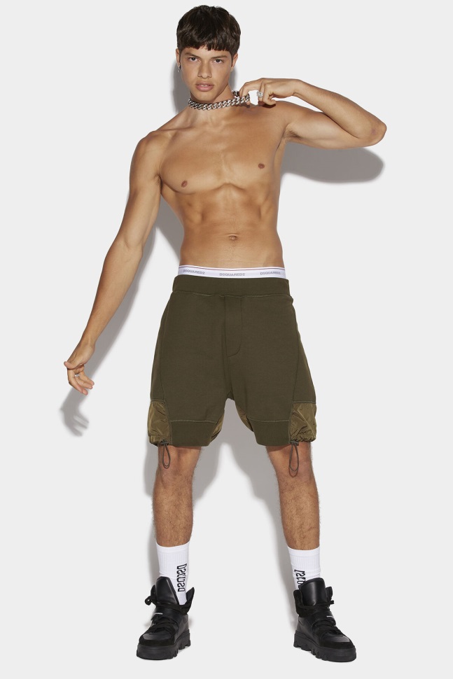 dsquared2_iconic_icon_forever_sweatshorts.jpg Dsquared2 Iconic Icon Forever Sweatshorts - Image 1