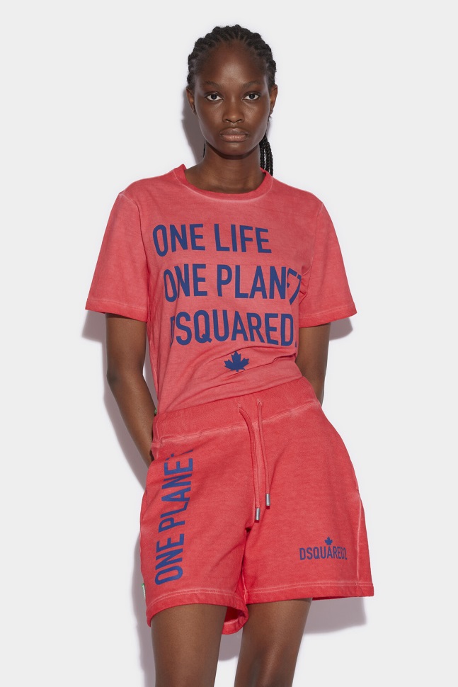 dsquared2_iconic_one_life_organic_cotton_shorts_red_d2_red.jpg Dsquared2 Iconic One Life Organic Cotton Shorts RED D2 RED - Image 1