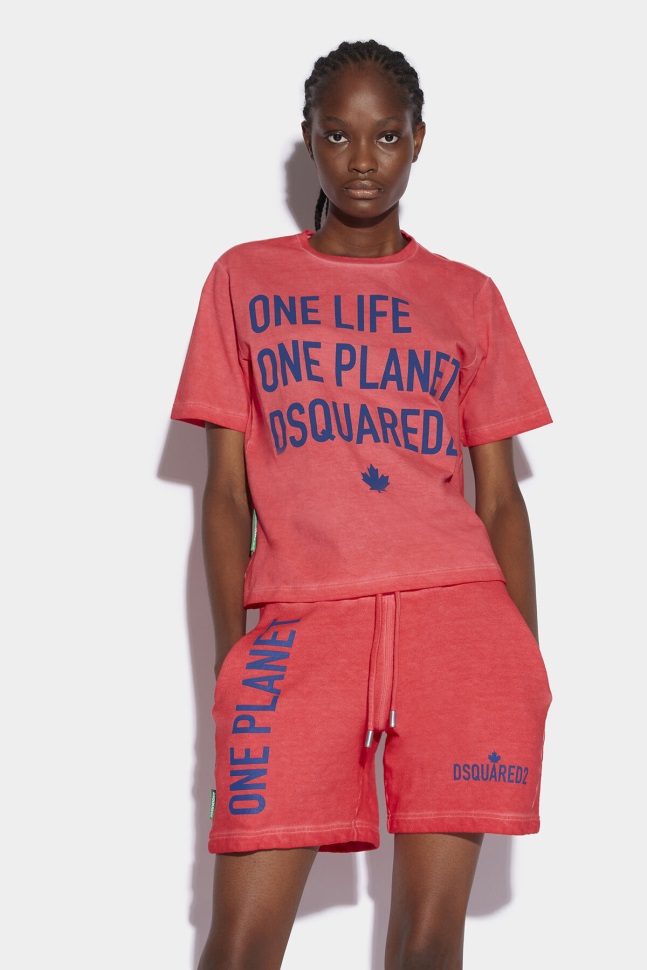 dsquared2_iconic_one_life_partially_recycled_cotton_t_shirt_red_d2.jpg Dsquared2 Iconic One Life Partially Recycled Cotton T-Shirt RED D2 - Image 1