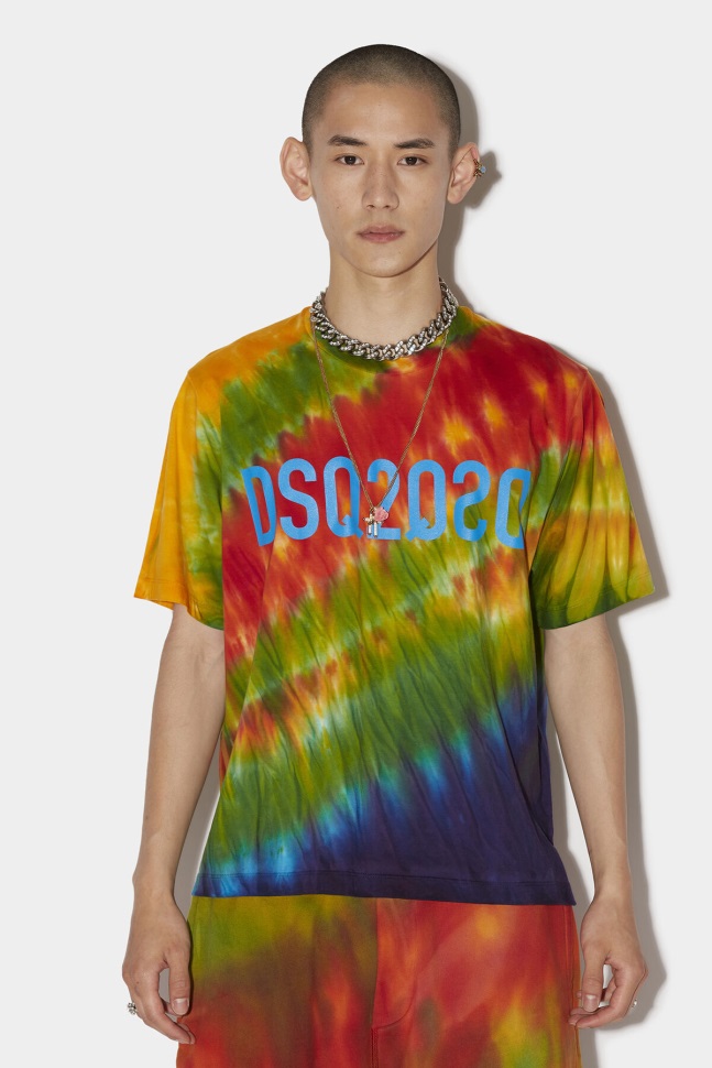 dsquared2_iconic_reverse_dsq2_tie_dye_t_shirt.jpg Dsquared2 Iconic Reverse Dsq2 Tie-Dye T-Shirt - Image 1