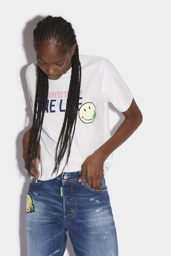 dsquared2_iconic_smiley_partially_recycled_cotton_renny_fit_t_shirt_white.jpg Dsquared2 Iconic Smiley Partially Recycled Cotton Renny Fit T-Shirt WHITE - Image 1
