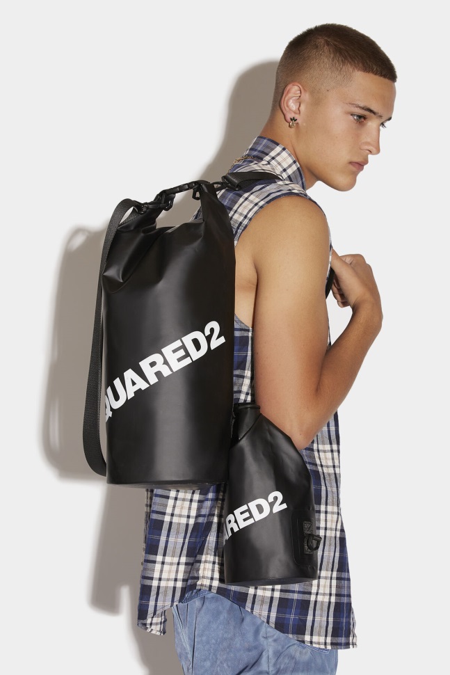 dsquared2_sub_bag_red.jpg Dsquared2 Sub Bag RED - Image 1
