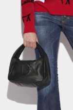 Dsquared2 Iconic D2 Statement Soft Hobo Bag BLACK/NUDE - Image 5