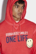 Dsquared2 Iconic Smiley Organic Cotton Cool Fit Sweatshirt D2 RED - Image 4